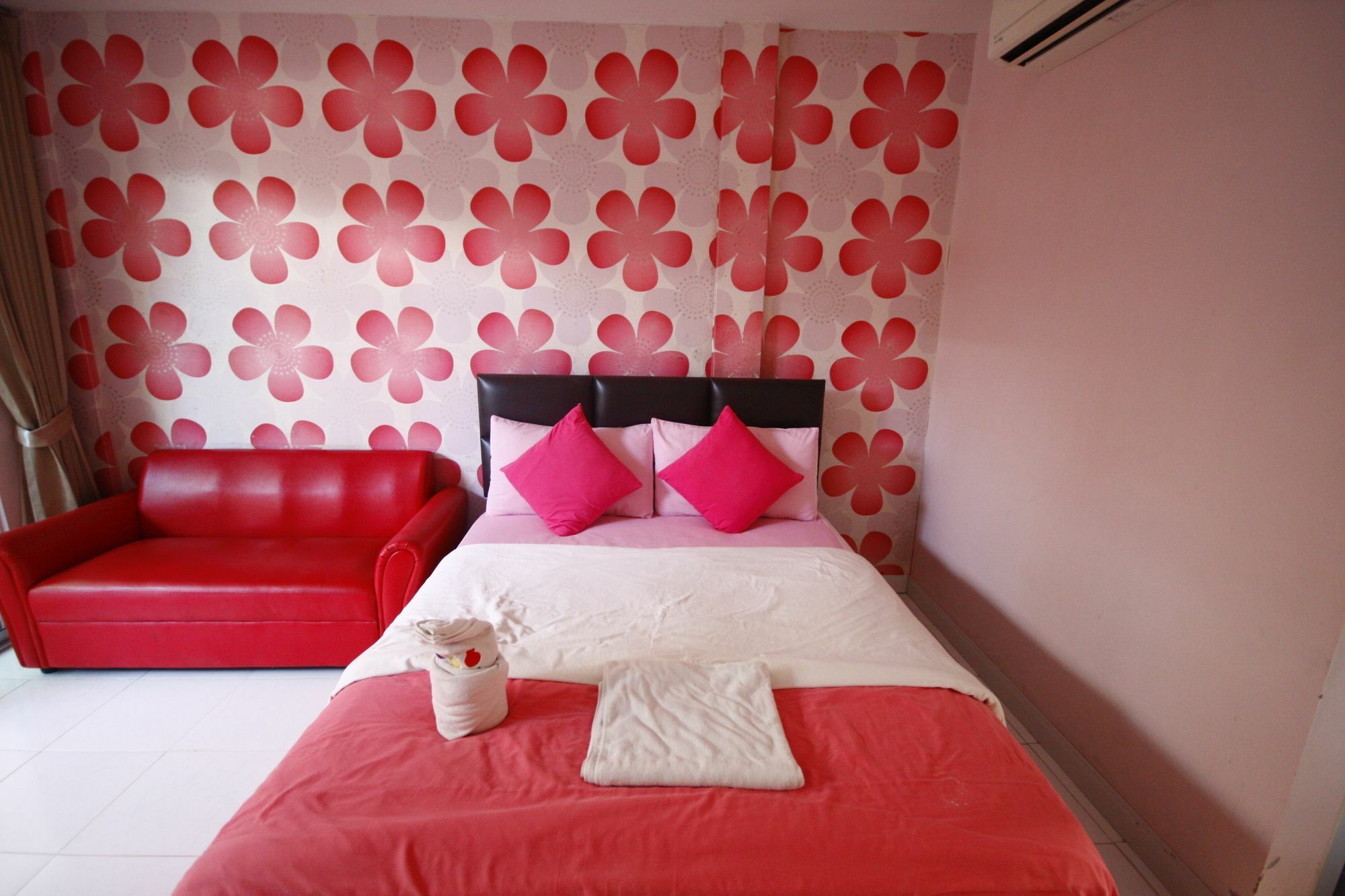 Tawaen Beach Resort Koh Larn Exterior foto